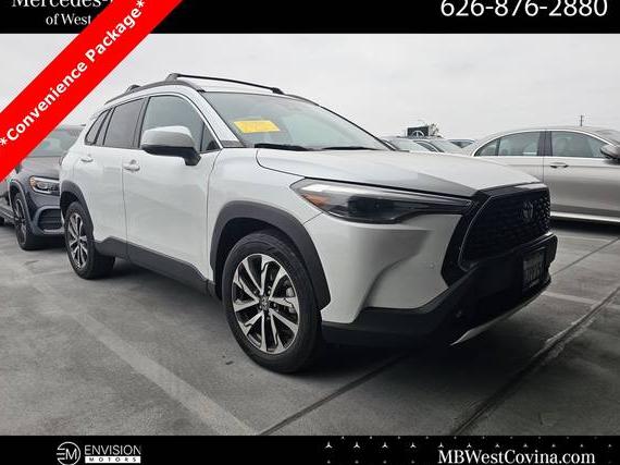 TOYOTA COROLLA CROSS 2022 7MUDAAAG5NV005589 image